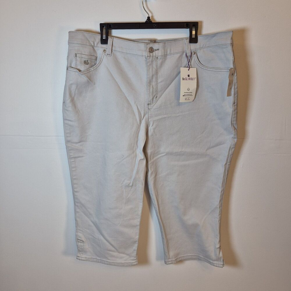 Gloria Vanderbilt Women's Amanda Capri Pants Size 18W Dusky Dune FLAW
